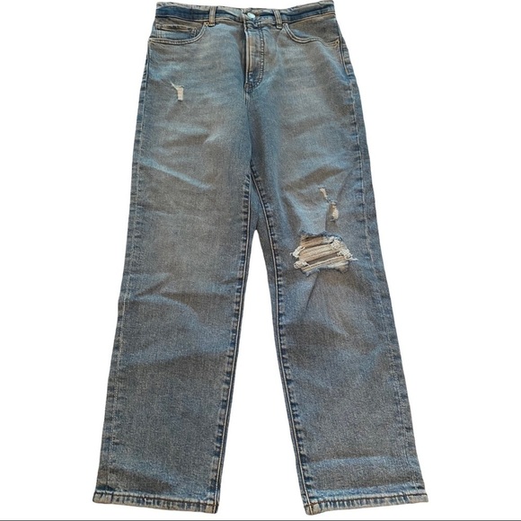 Express NWOT Super High Waisted Slim Ankle Length Ripped Knee Jeans - Picture 1 of 6